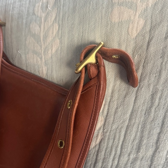 Coach Dark Brown Leather Shoulder Bag - Picture 2 of 9